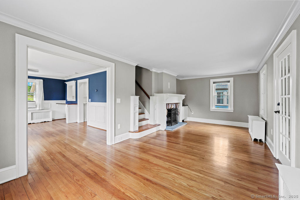 90 Farmington Avenue