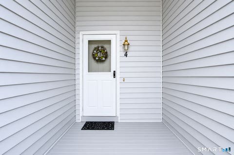 Tiny photo for 4 Camille Lane #4, Canton, CT 06019 (MLS # 24181811)