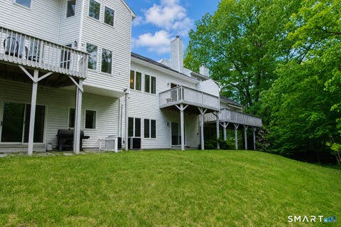 Tiny photo for 4 Camille Lane #4, Canton, CT 06019 (MLS # 24181811)