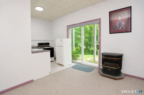 Tiny photo for 4 Camille Lane #4, Canton, CT 06019 (MLS # 24181811)