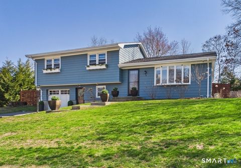 Photo of 28 Elaine Street, Stonington, CT 06379 (MLS # 24166454)