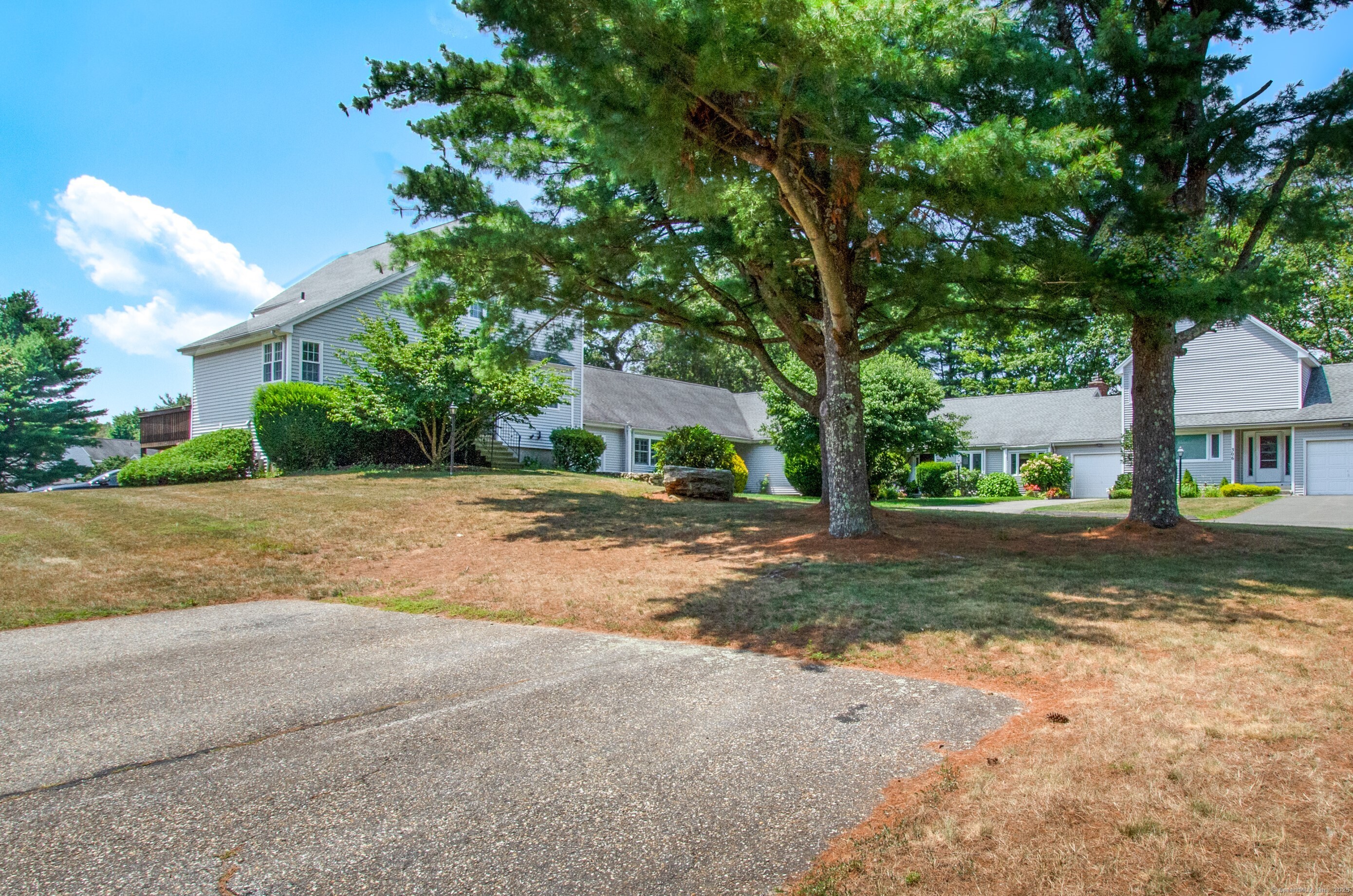 309 Aspetuck Trail 309
