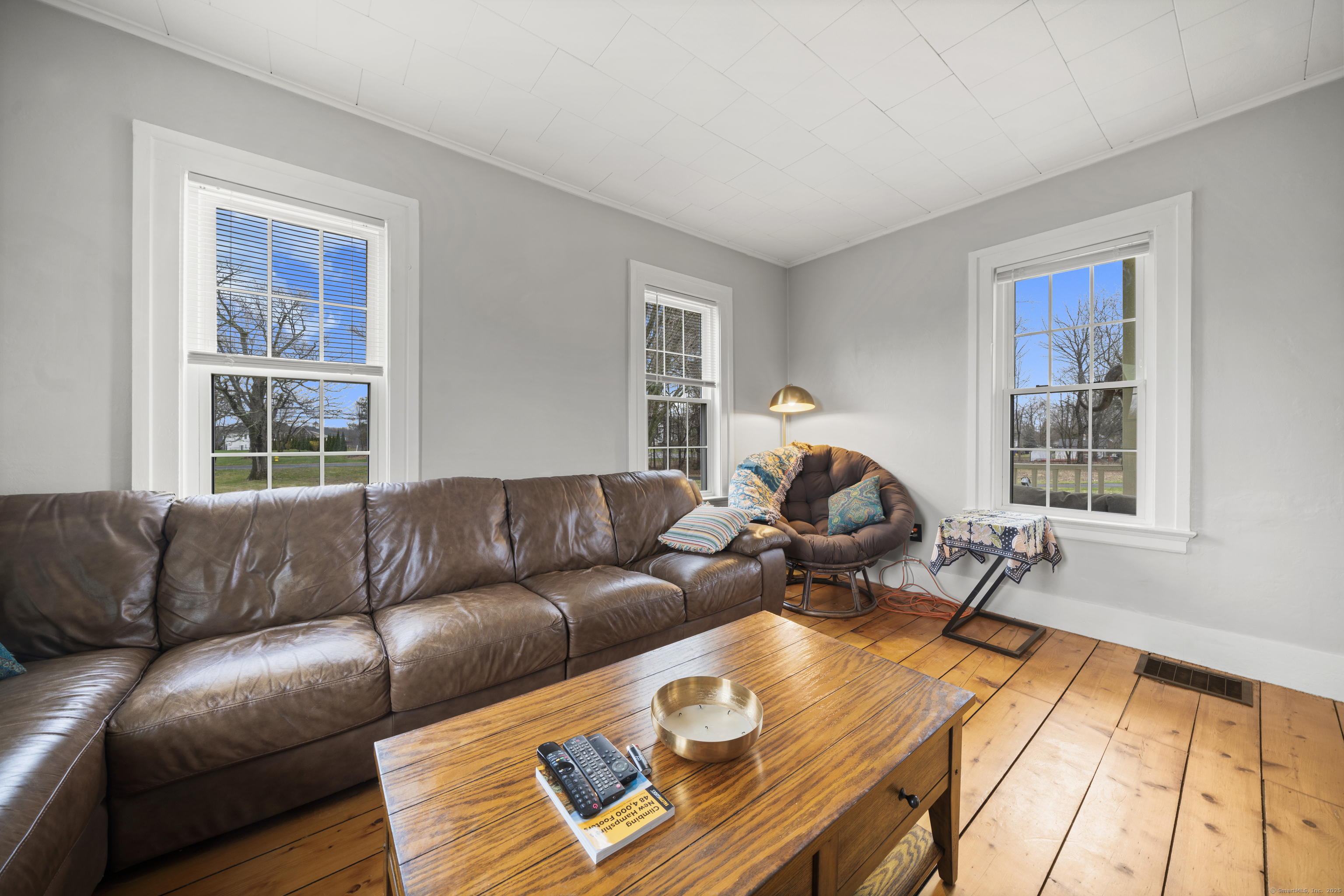 741 Mapleton Avenue, Suffield, Connecticut image 16