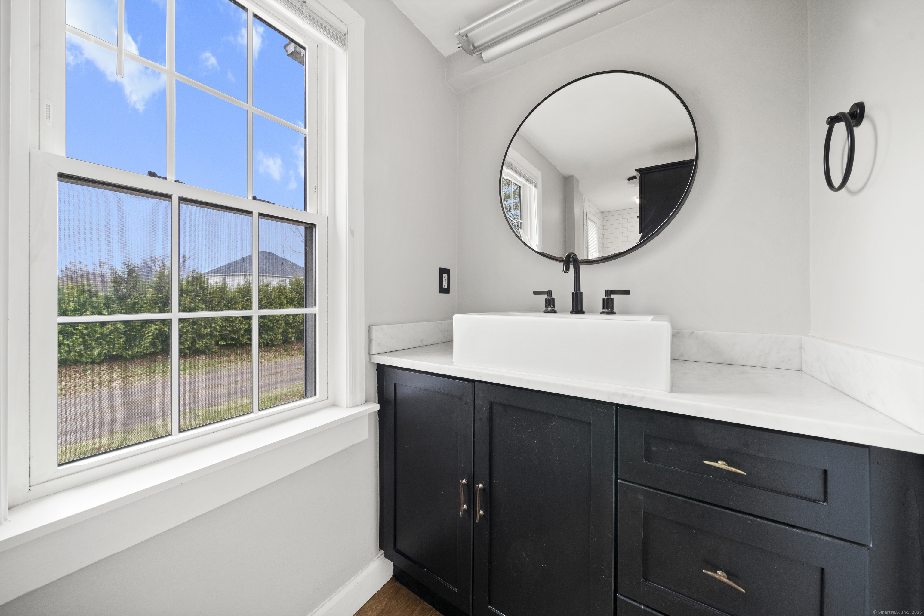 741 Mapleton Avenue, Suffield, Connecticut image 8