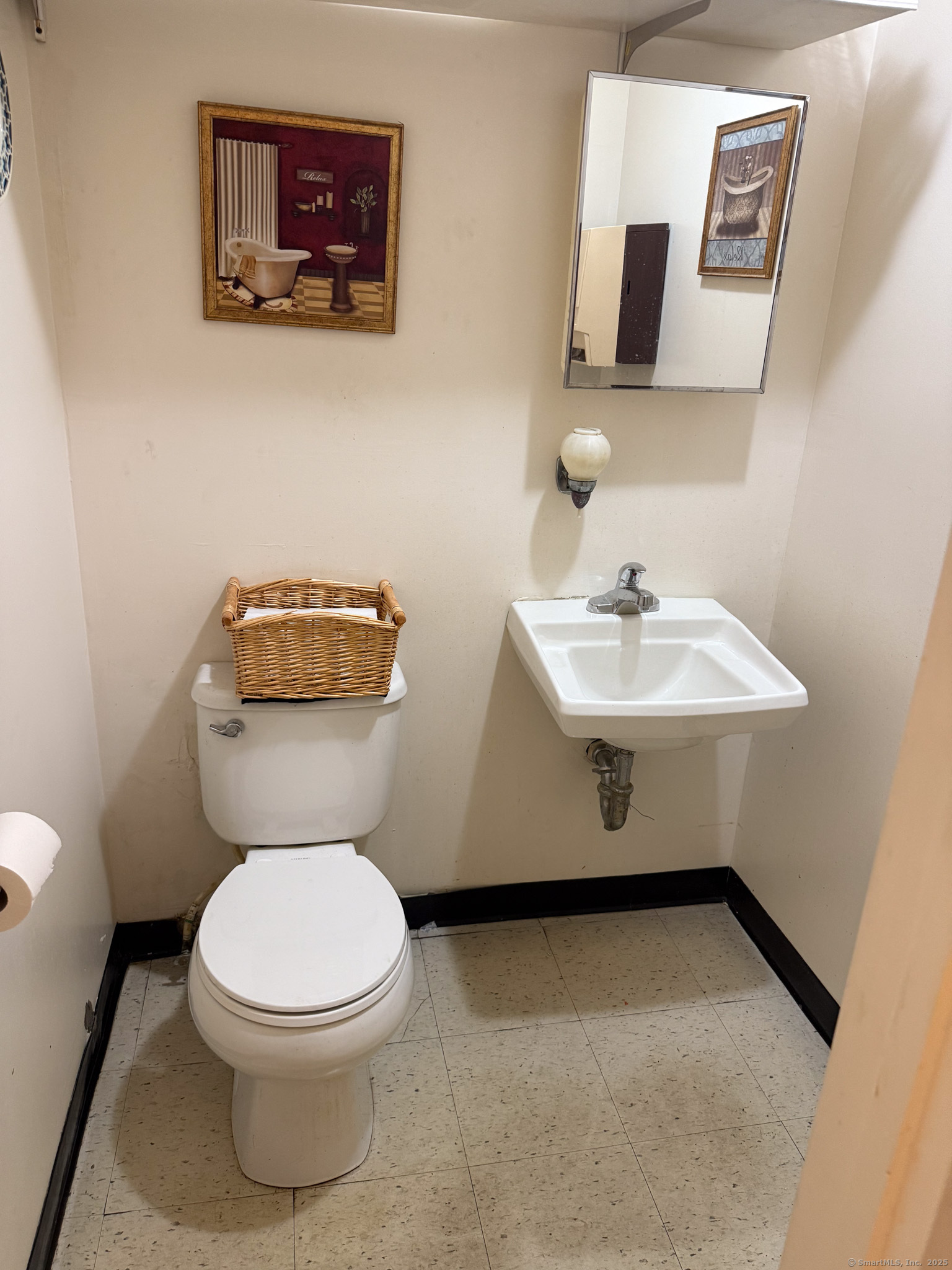 Hartford, Connecticut 06114, United States, ,Commercial,Active,236926