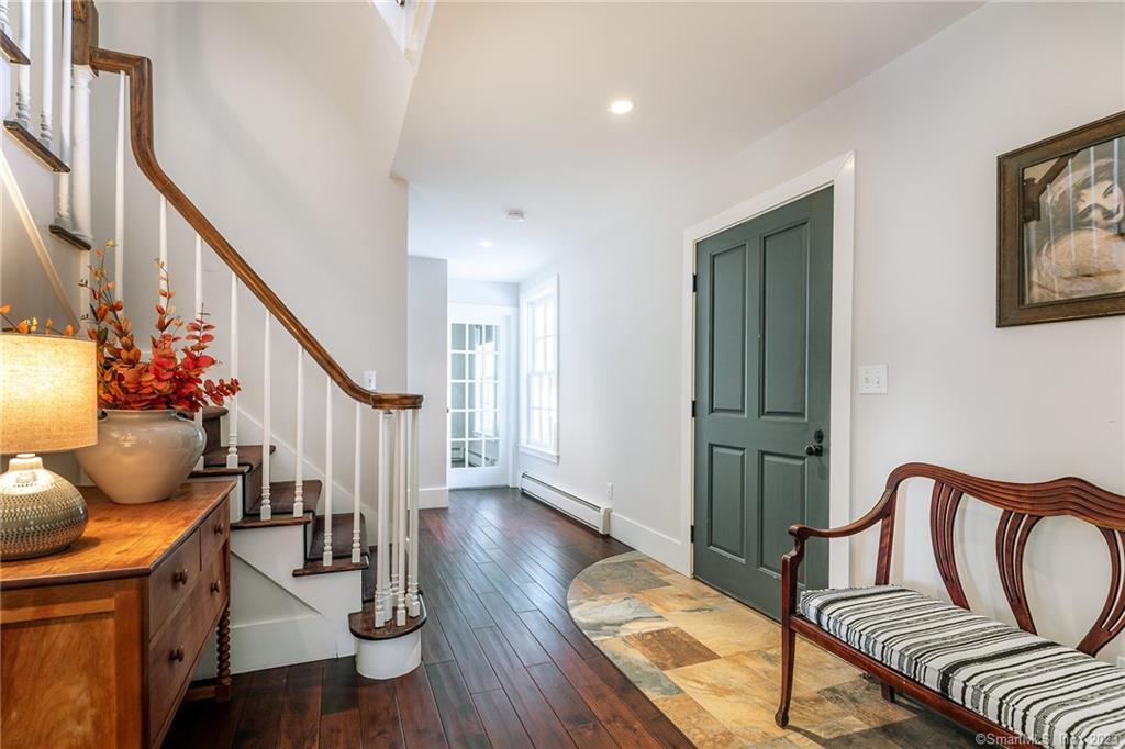 104 Lower Church Hill Road