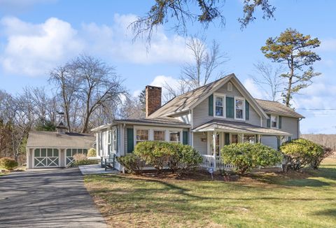 Photo of 71 Tartia Road, East Hampton, CT 06424 (MLS # 24142953)