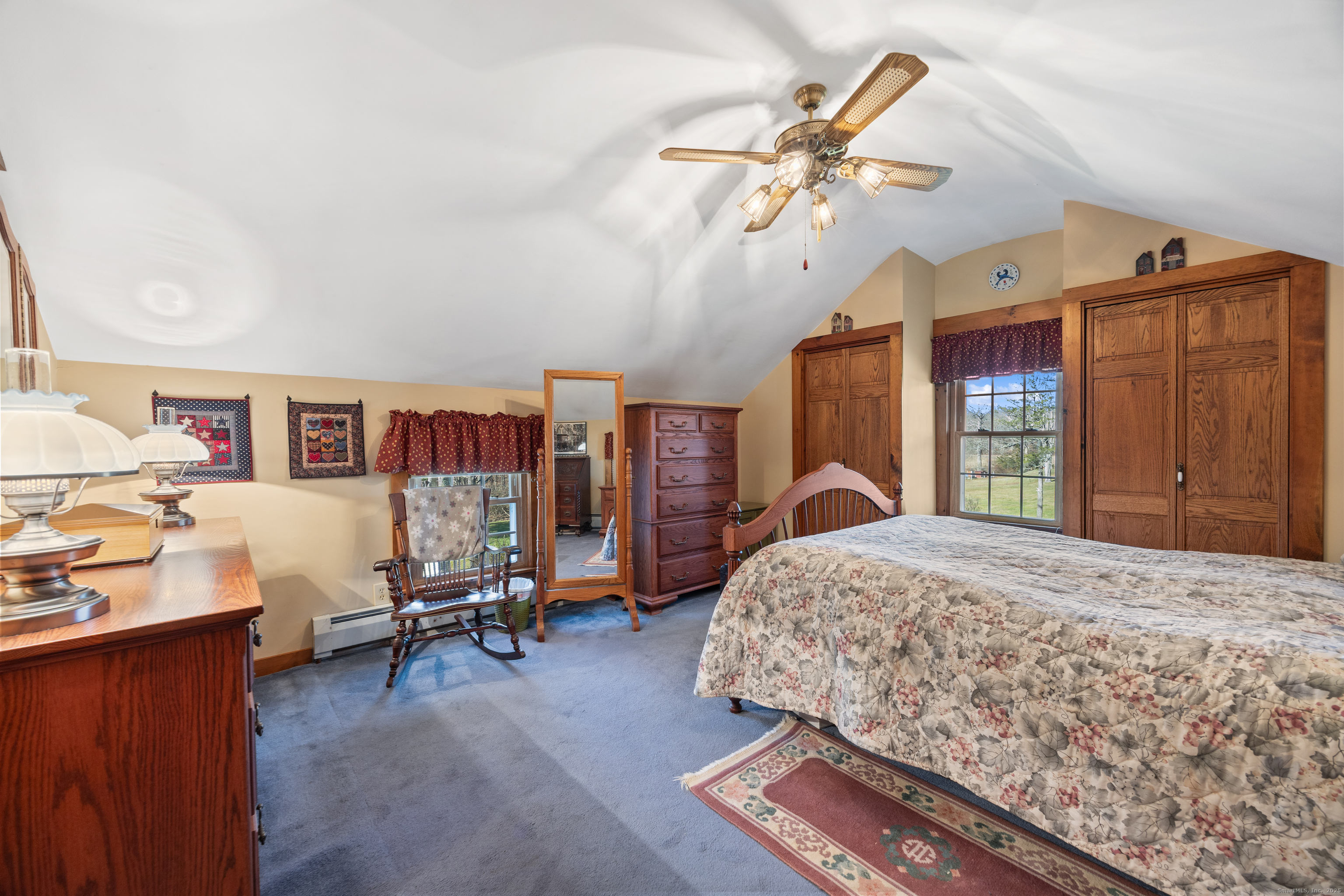 East Hampton, Connecticut 06424, United States, 4 Bedrooms Bedrooms, ,2 BathroomsBathrooms,Residential,Coming Soon,257492