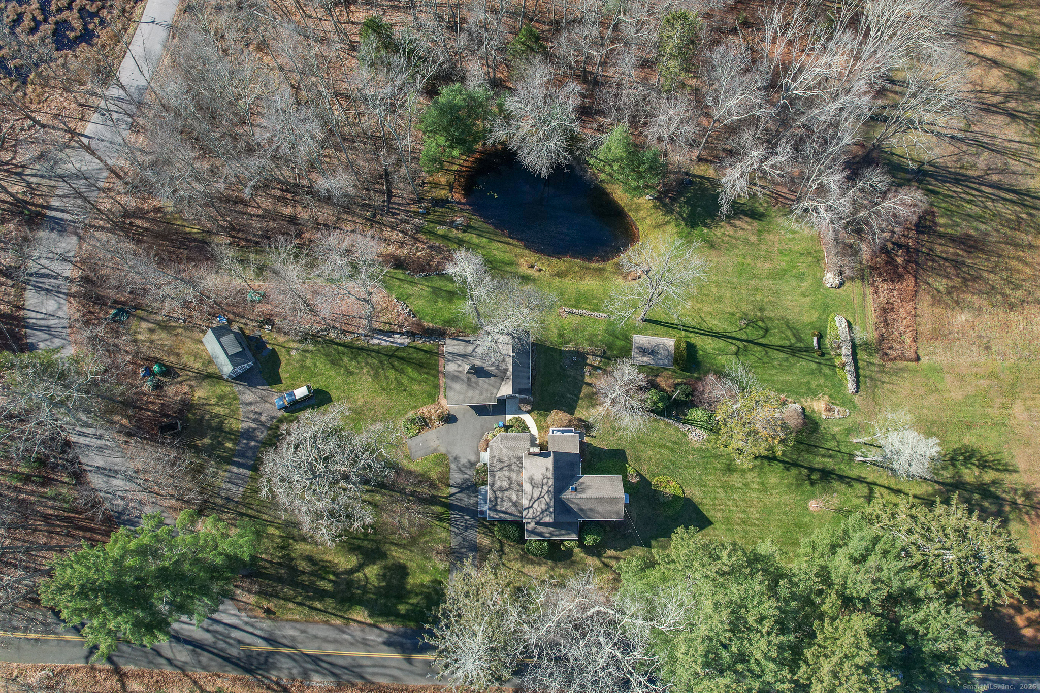 East Hampton, Connecticut 06424, United States, 4 Bedrooms Bedrooms, ,2 BathroomsBathrooms,Residential,Coming Soon,257492