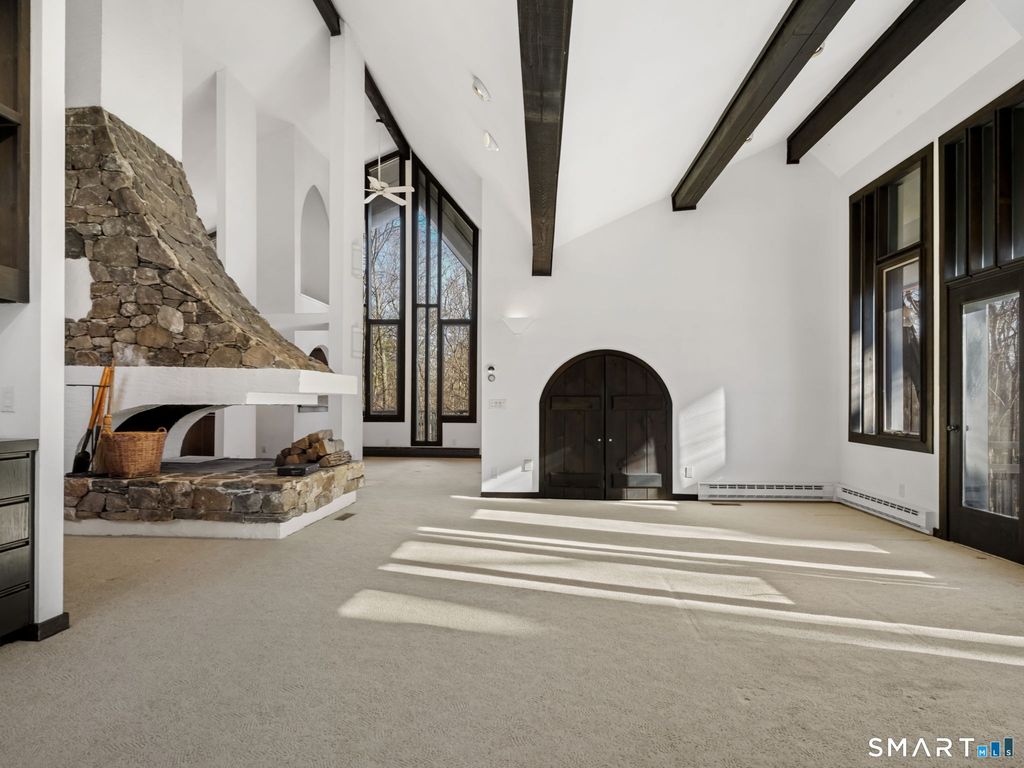 Photo of 484 Cognewaugh Road, Greenwich, CT 06807 (MLS # 24146212)