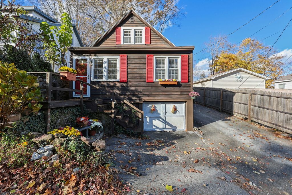 Photo of 18 Lake Boulevard, East Hampton, CT 06424 (MLS # 24136713)