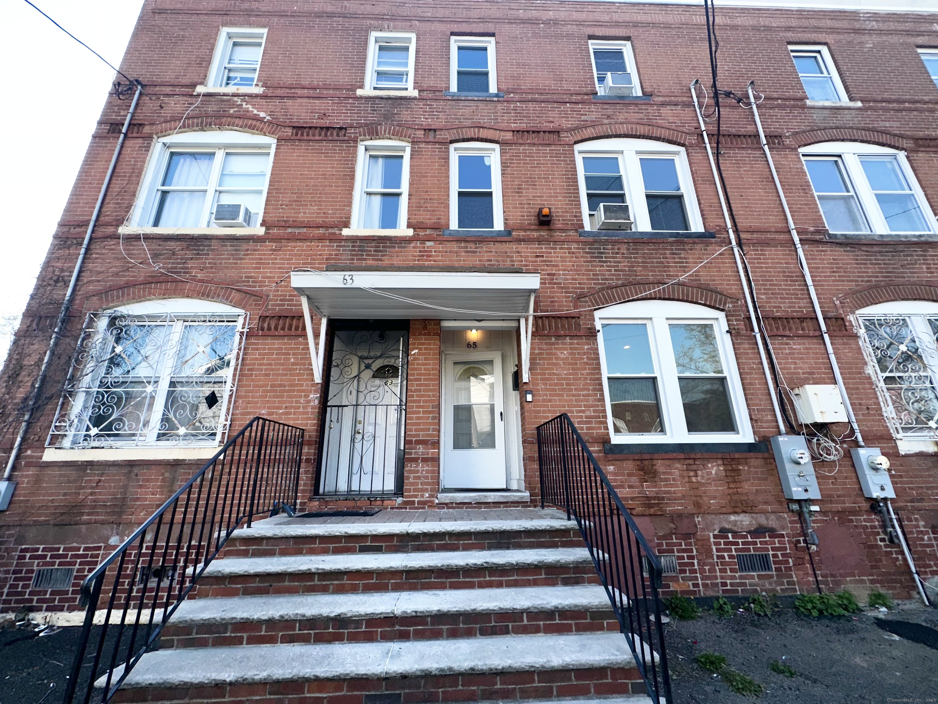 65 Beach Street, Bridgeport, Connecticut image 2