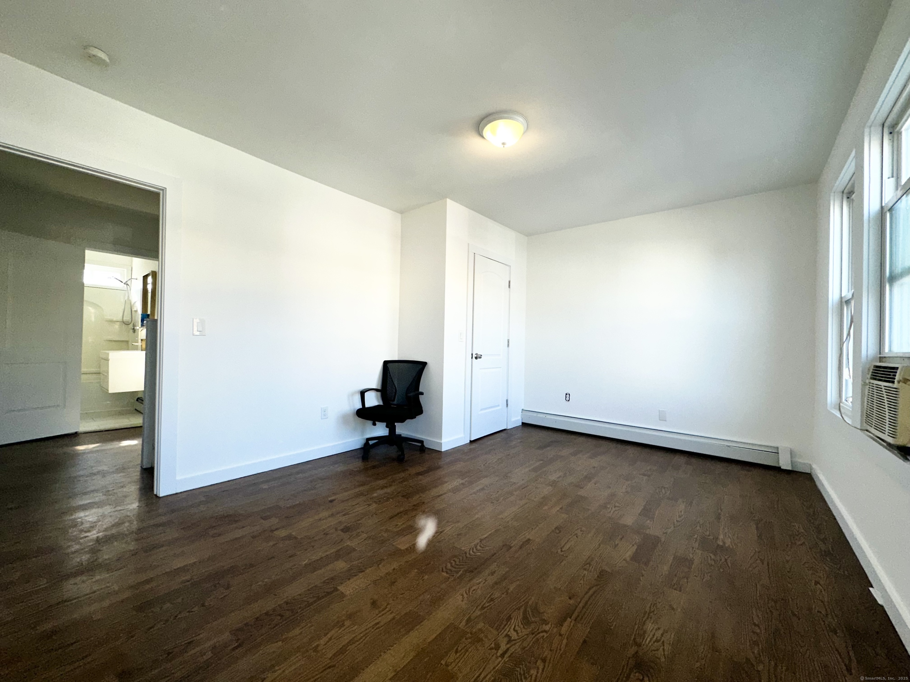 65 Beach Street, Bridgeport, Connecticut image 21