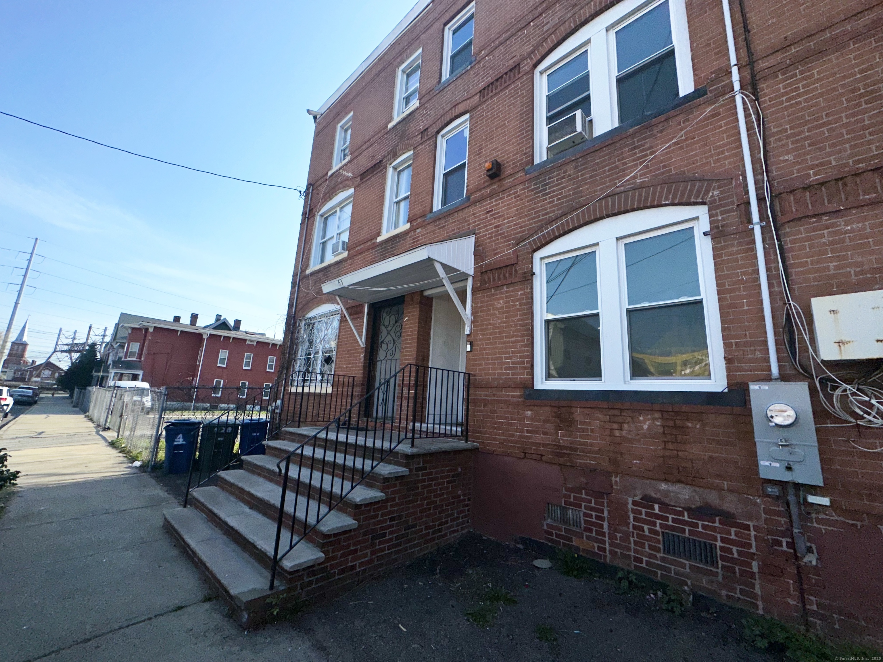 65 Beach Street, Bridgeport, Connecticut image 3