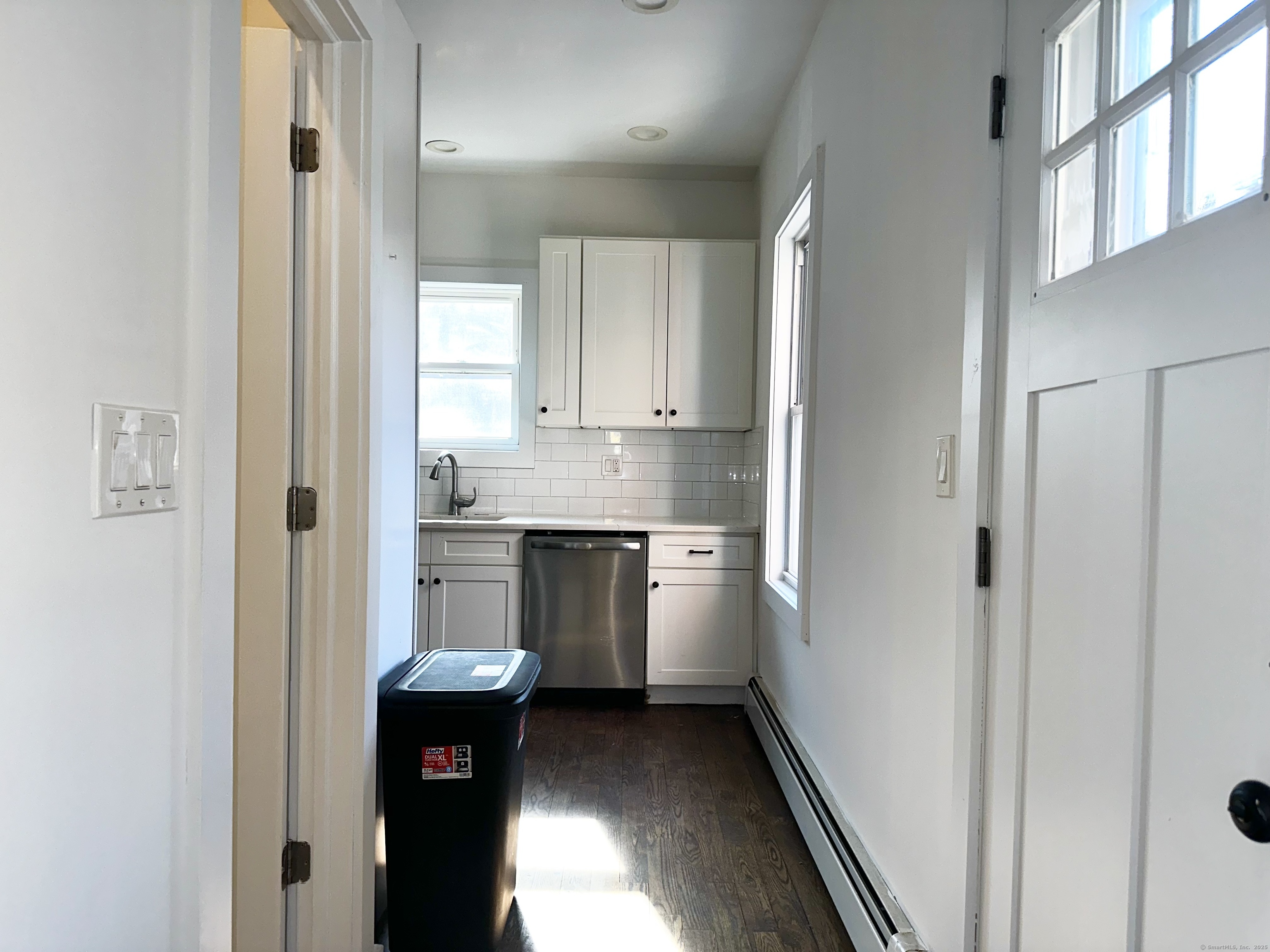 65 Beach Street, Bridgeport, Connecticut image 11