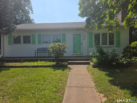Photo of 331 Campfield Avenue, Hartford, CT 06114 (MLS # 24187180)