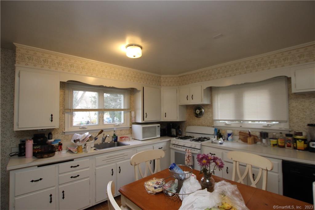 17 Crane Street, Danbury, Connecticut image 5