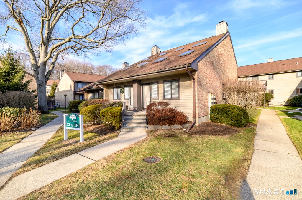 Photo of 2437 Bedford Street #22-4, Stamford, CT 06905 (MLS # 24147956)