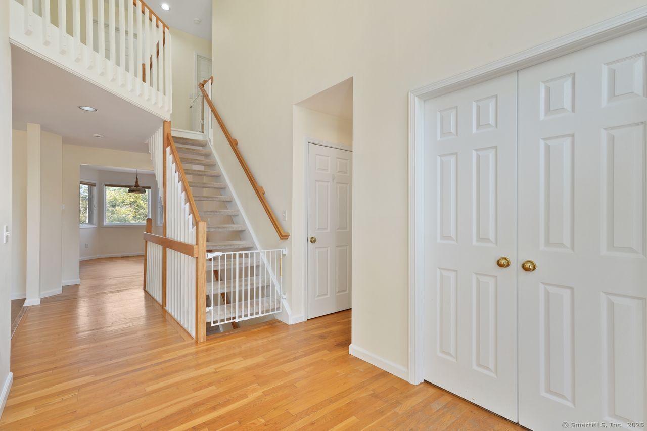 30 Farm Field Ridge Road, Newtown, Connecticut image 12