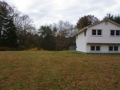 A home in Putnam