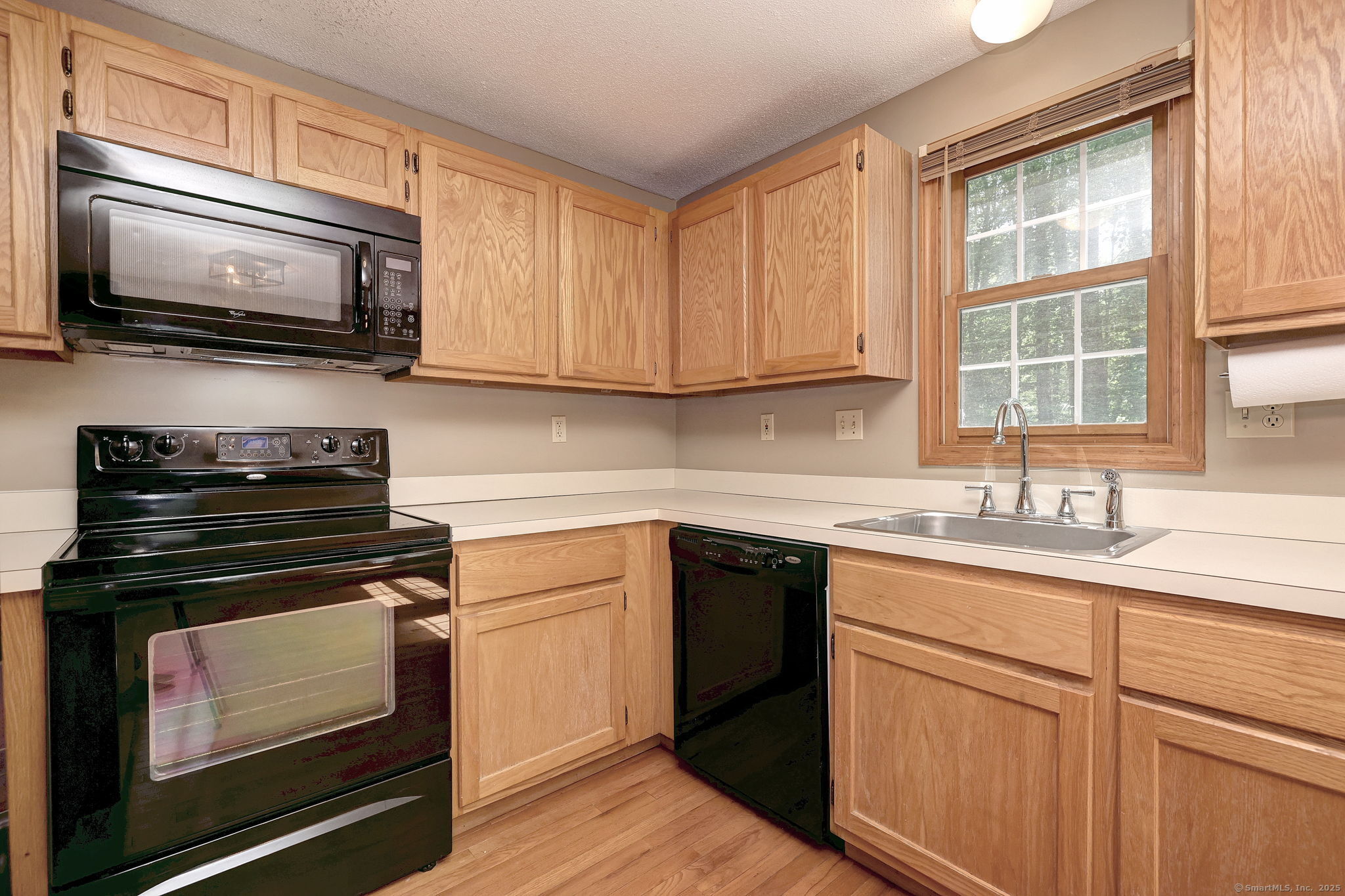 37 White Tail Lane #37, Wallingford, Connecticut image 11