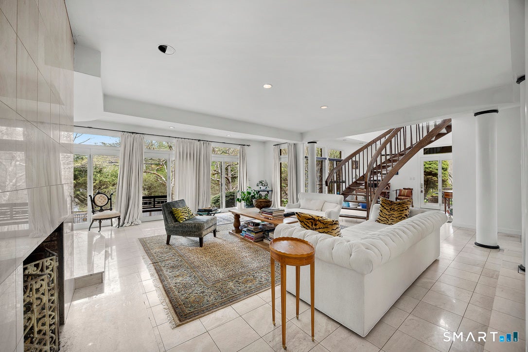 34 Canoe Brook Road