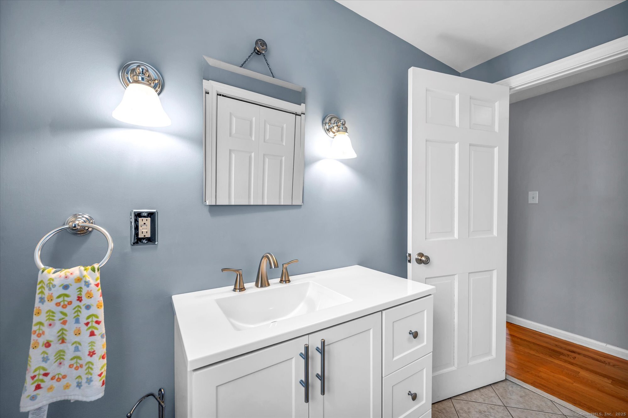 7 Beechwood Circle, Cromwell, Connecticut image 25
