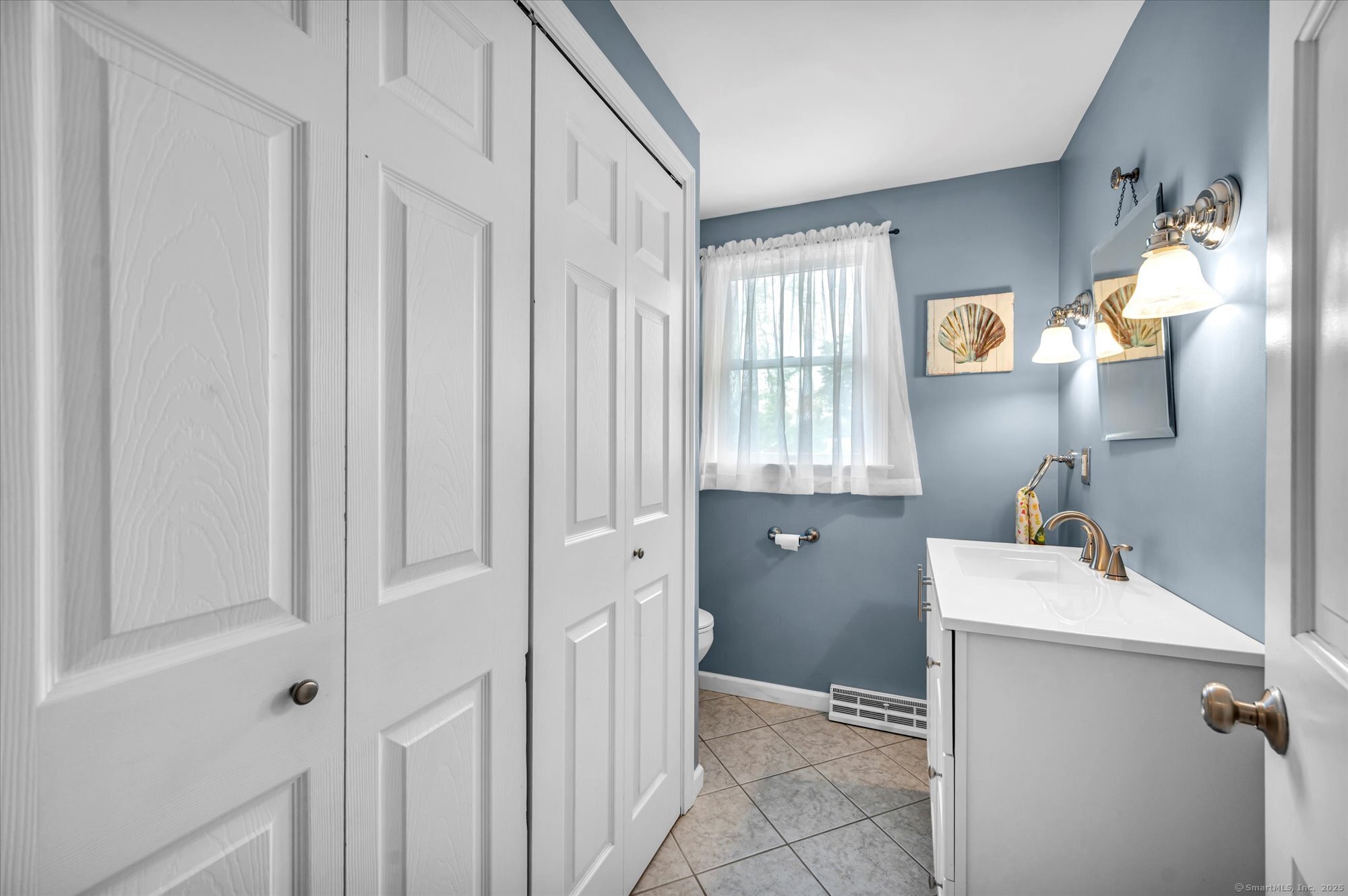 7 Beechwood Circle, Cromwell, Connecticut image 24