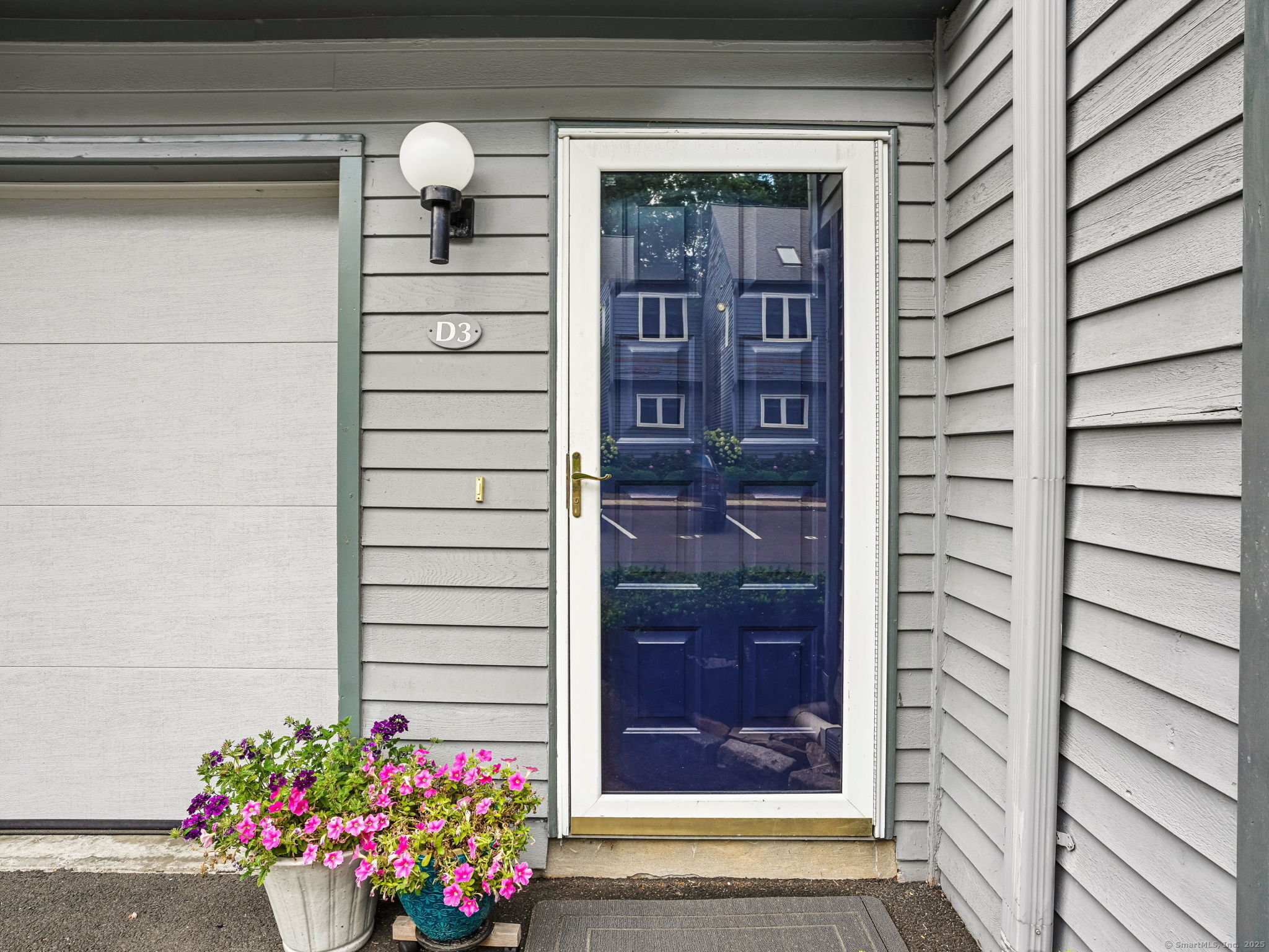 81 Wolfpit Avenue D3