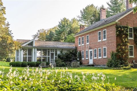 A home in New Milford