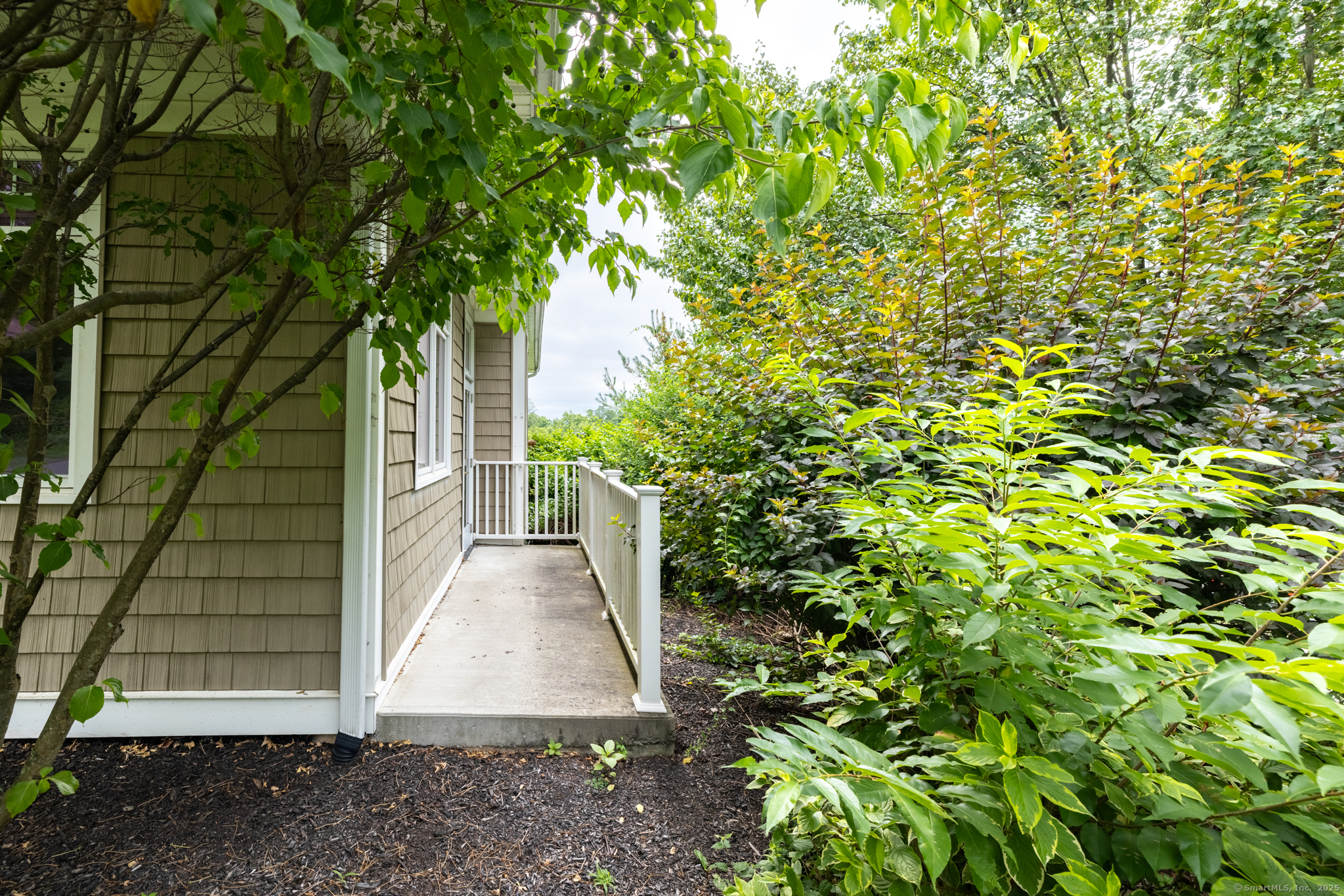 30 Country Squire Drive