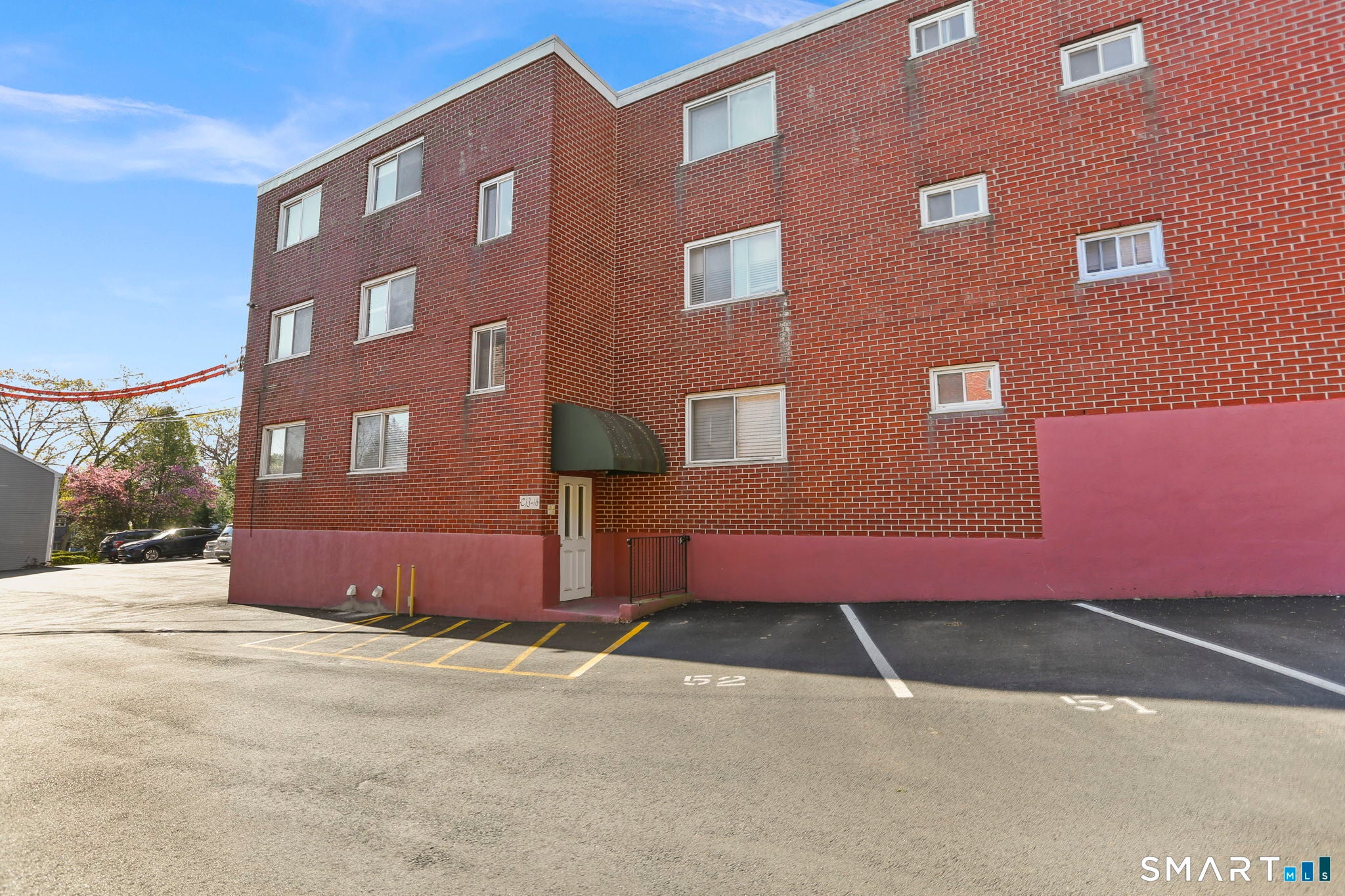 18 Prospect Avenue C16