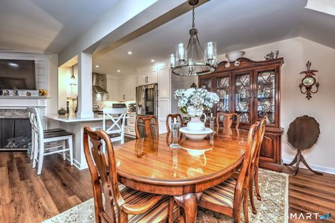 Tiny photo for 175 S End Road #B14, East Haven, CT 06512 (MLS # 24184978)
