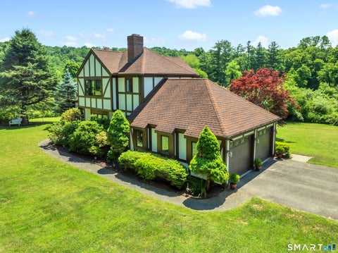 Photo of 800 Fish Rock Road, Southbury, CT 06488 (MLS # 24199490)