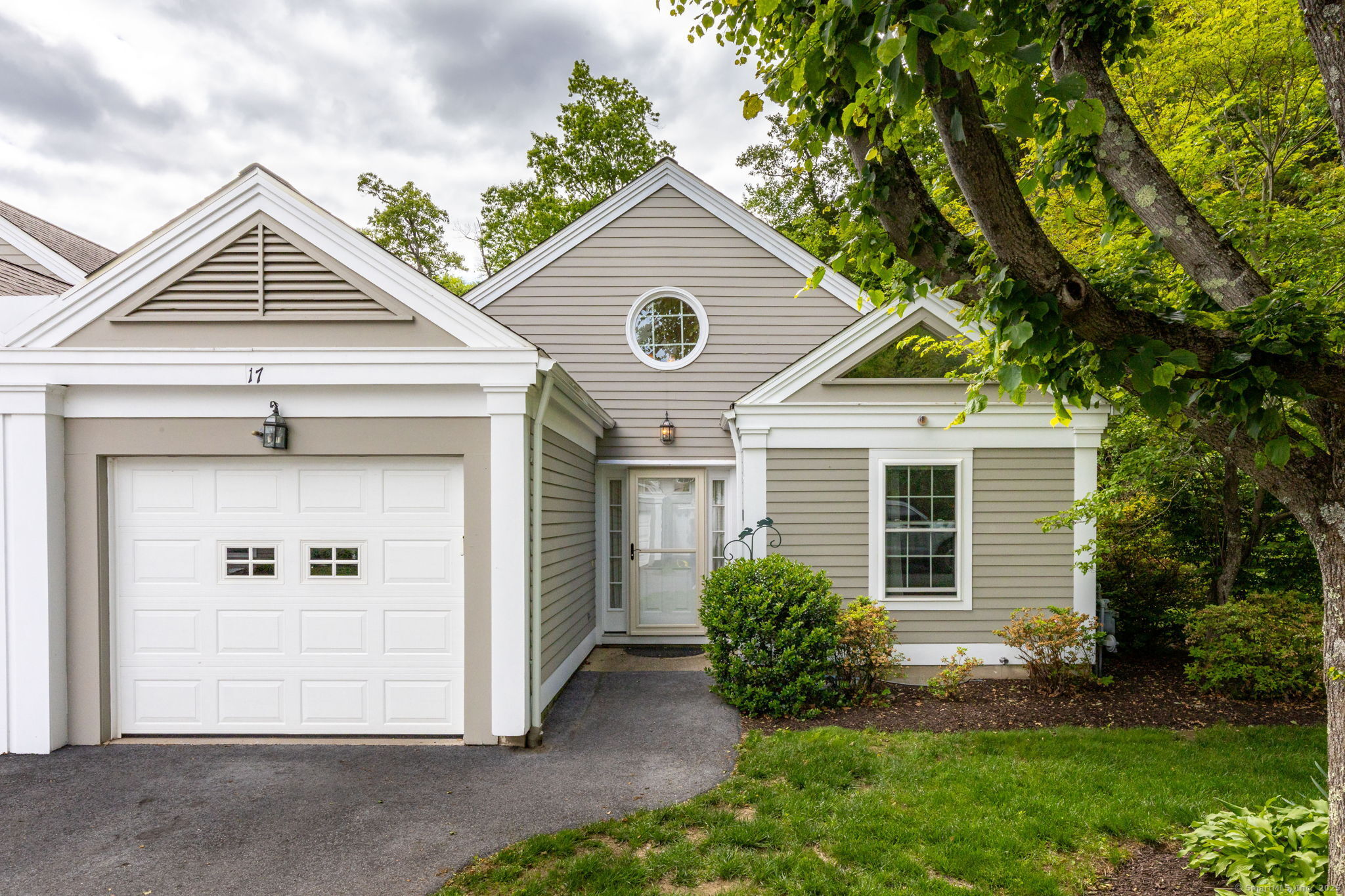 Photo 1 of Saint George Place 17, Newtown, Connecticut, $475,000, Web #: 24097748