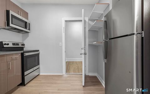 25 Whittier Street Bridgeport CT 06605