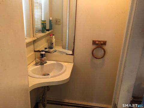 Tiny photo for 894 Burnside Avenue #APT 11, East Hartford, CT 06108 (MLS # 24145523)