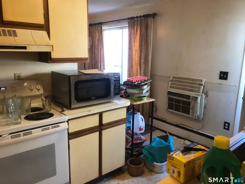 Tiny photo for 894 Burnside Avenue #APT 11, East Hartford, CT 06108 (MLS # 24145523)