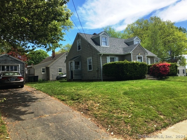 Rental Property at 58 Dogwood Place, Milford, Connecticut - Bedrooms: 3 
Bathrooms: 1 
Rooms: 6  - $2,995 MO.