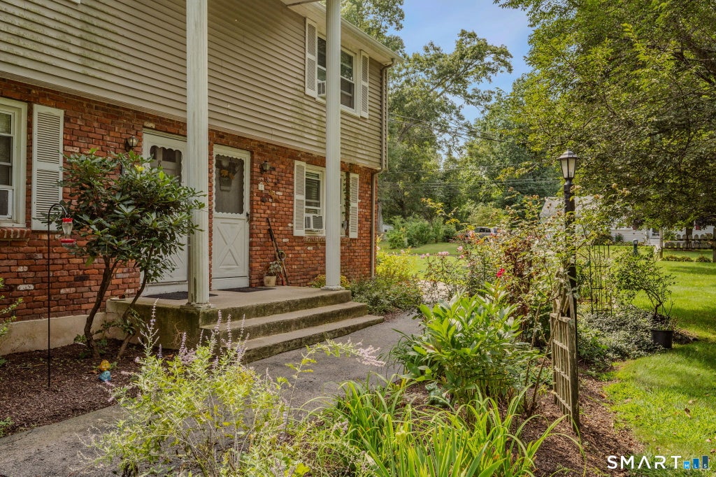 Photo of 78 Corey Lane #7, East Lyme, CT 06357 (MLS # 24205922)