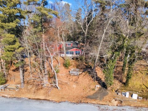 493 Babbs Road Suffield CT 06093