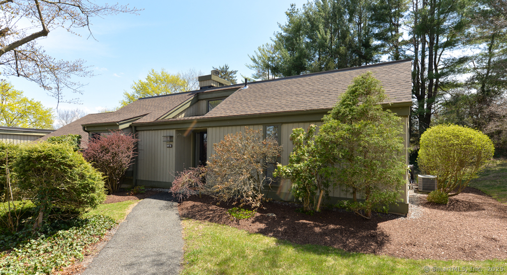607 Heritage Village #B, Southbury, Connecticut image 19