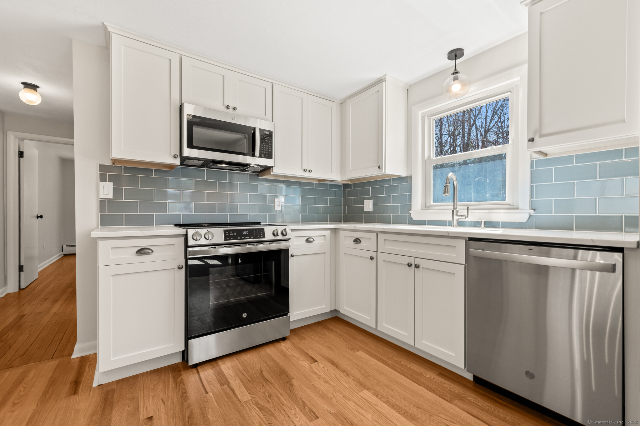 196 Lake Street, Manchester, Connecticut image 9
