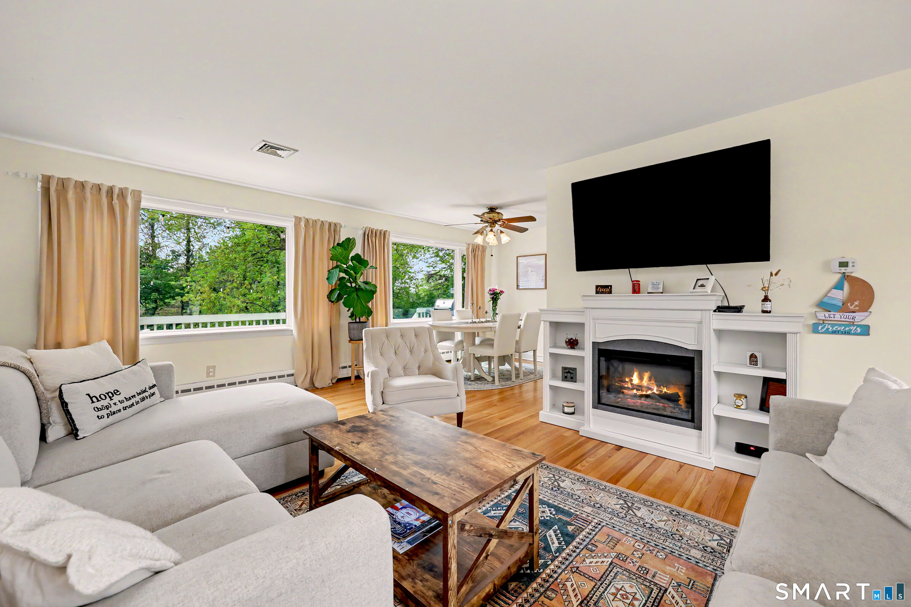 16 Ridgeland Circle