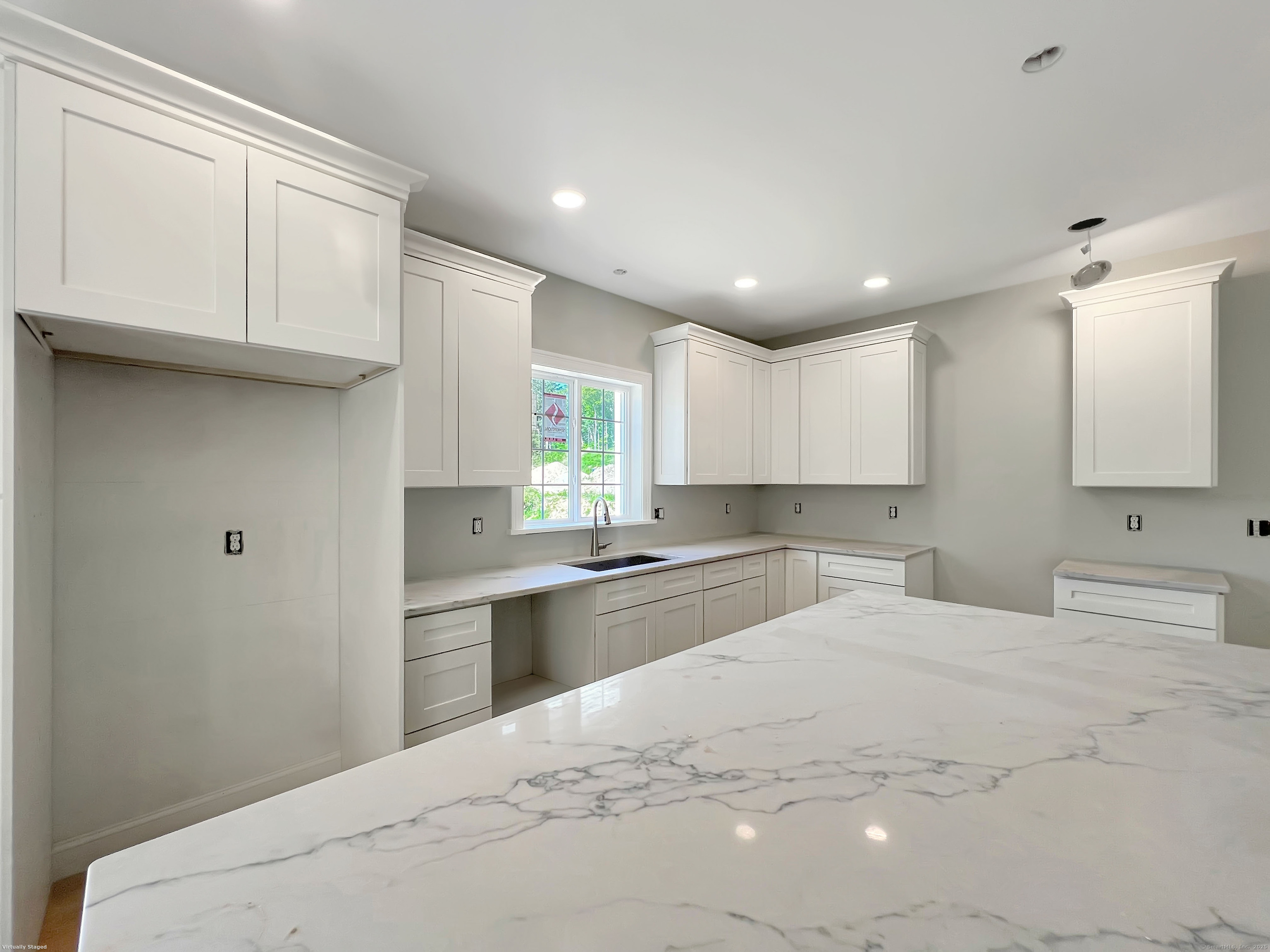 67 Fairfield Place, Beacon Falls, Connecticut image 4