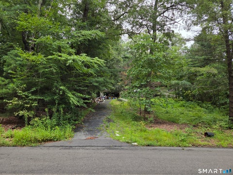 Vacant Land For Sale - 7 Hallsey Lane<br/> Woodbridge, CT 06525