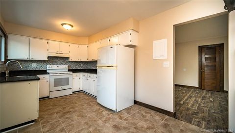 Tiny photo for 333 Vincellette Street #87, Bridgeport, CT 06606 (MLS # 24137798)