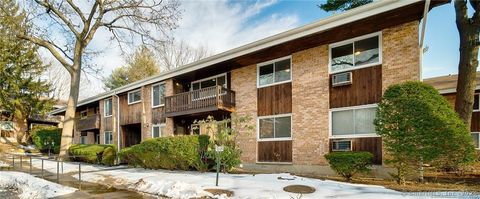 Photo of 333 Vincellette Street #87, Bridgeport, CT 06606 (MLS # 24137798)