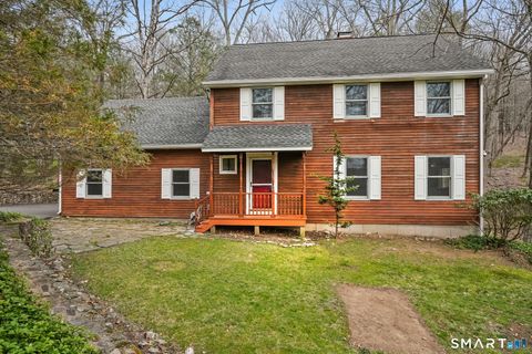 Photo of 85 Buckingham Road, Seymour, CT 06483 (MLS # 24162908)
