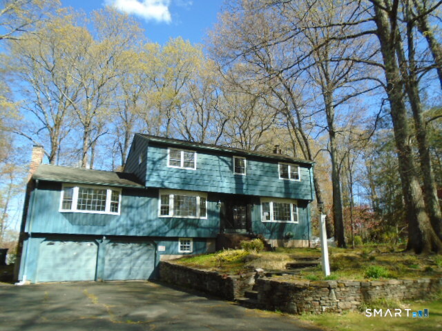 2 Fairfield Lane